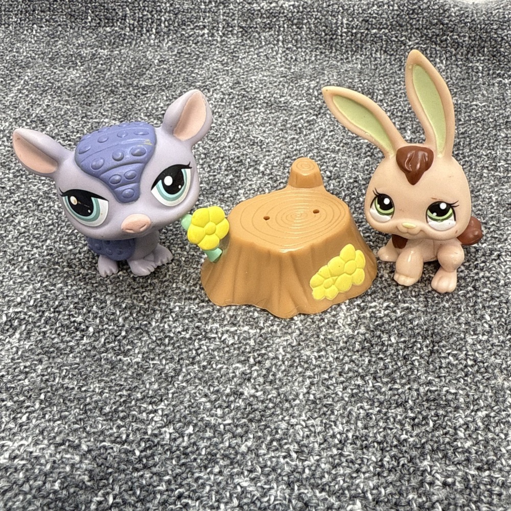 Littlest Pet Shop Spring Bunny #1019 & Armadillo #1454 & LPS Brown Tree Stump